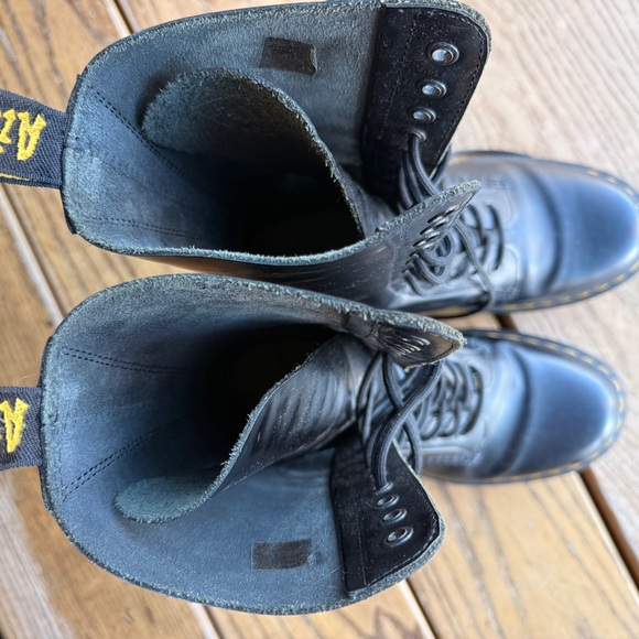 1914 Smooth Leather Tall Black Leather Lace-Up Boots- Dr. Martens US 8M / 9L - Picture 12 of 15